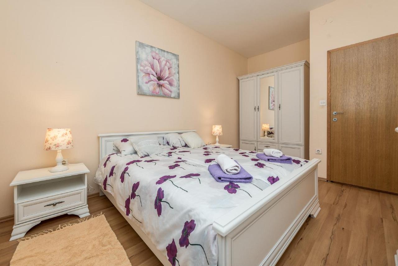 Holiday Home Tower With Private Pool, Sauna And Quads Smilcic Kültér fotó