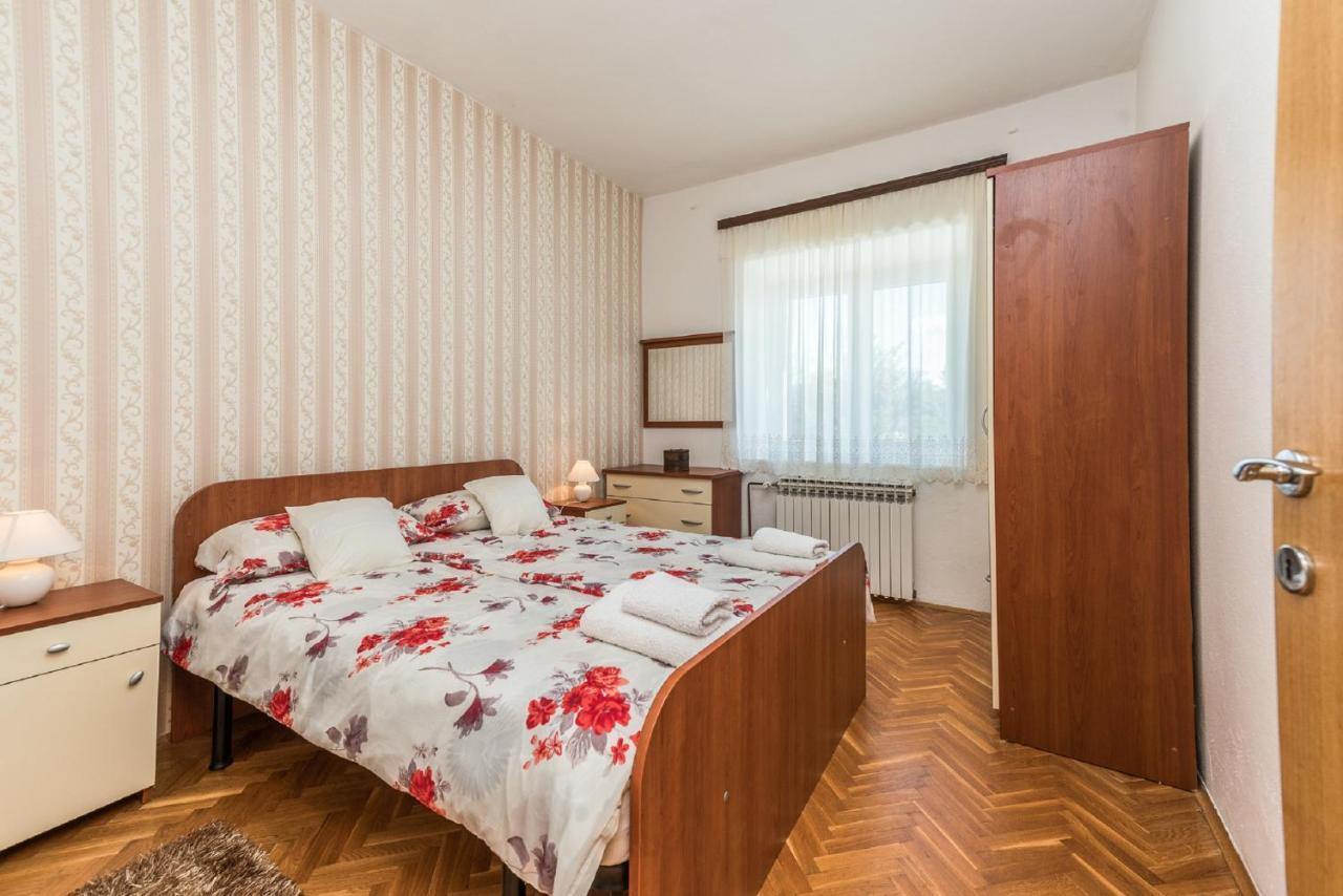 Holiday Home Tower With Private Pool, Sauna And Quads Smilcic Kültér fotó